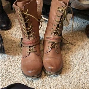 Lace up boots